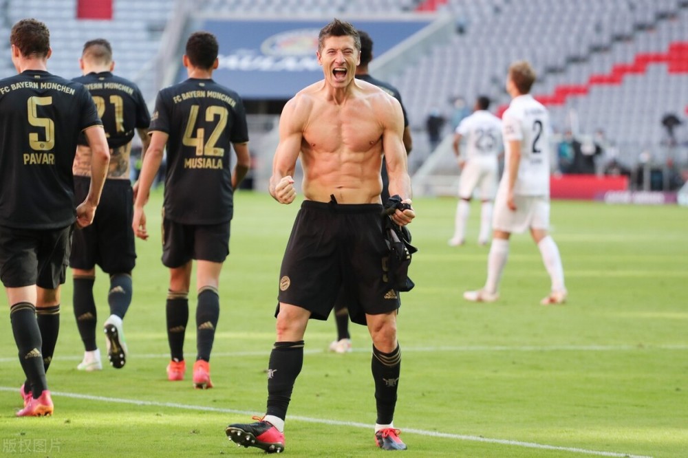  不莱梅传奇落幕，老牌劲旅提前降级中甲  