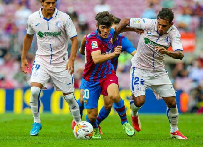  ,克莱蒙冬窗引援补强后防线,